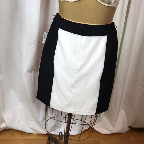 Worthington 14 Black white color block skirt NEW - Picture 2 of 4